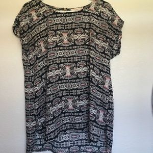 Short sleeve Tribal Design Blouse.